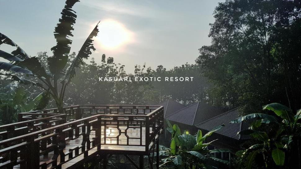 Kasuari Exotic Resort Magelang Luaran gambar