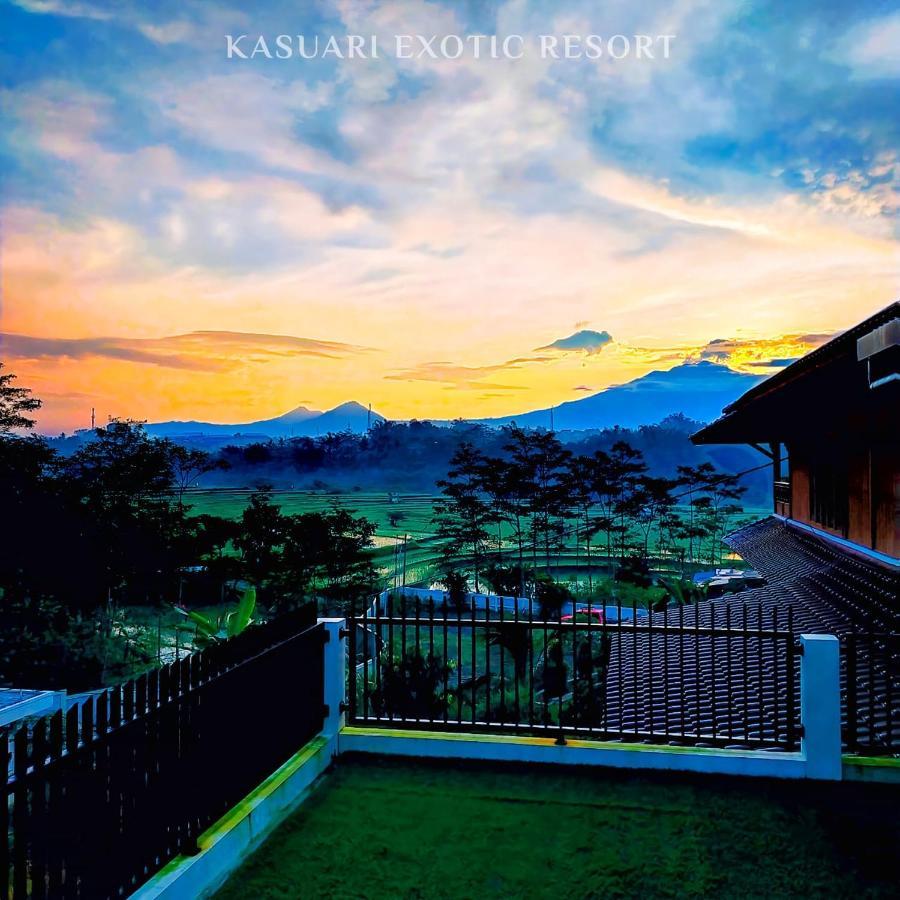Kasuari Exotic Resort Magelang Luaran gambar