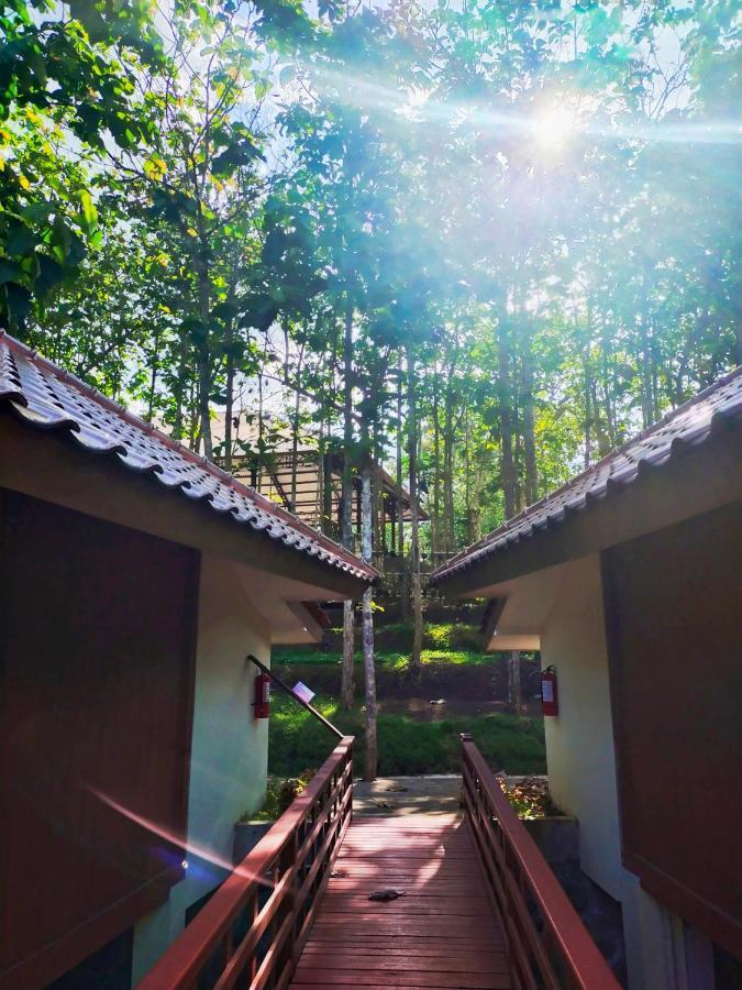 Kasuari Exotic Resort Magelang Luaran gambar